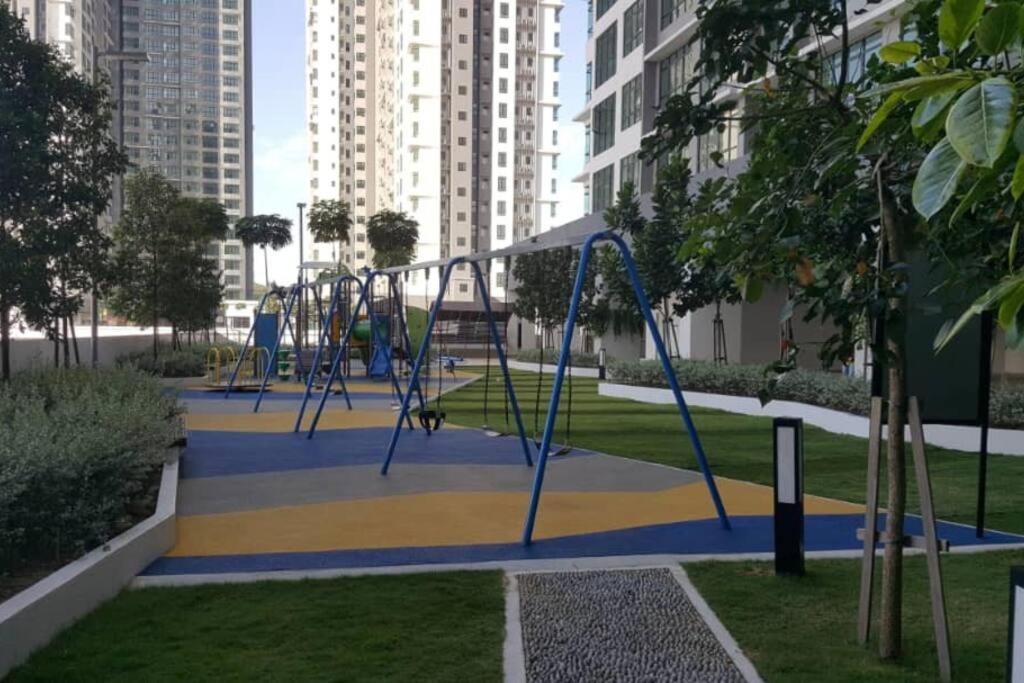 Conezion, Nice View, Beside Ioi City Mall, Opposite Hospital Serdang, Beside Uniteen And Upm, بوتراجايا المظهر الخارجي الصورة