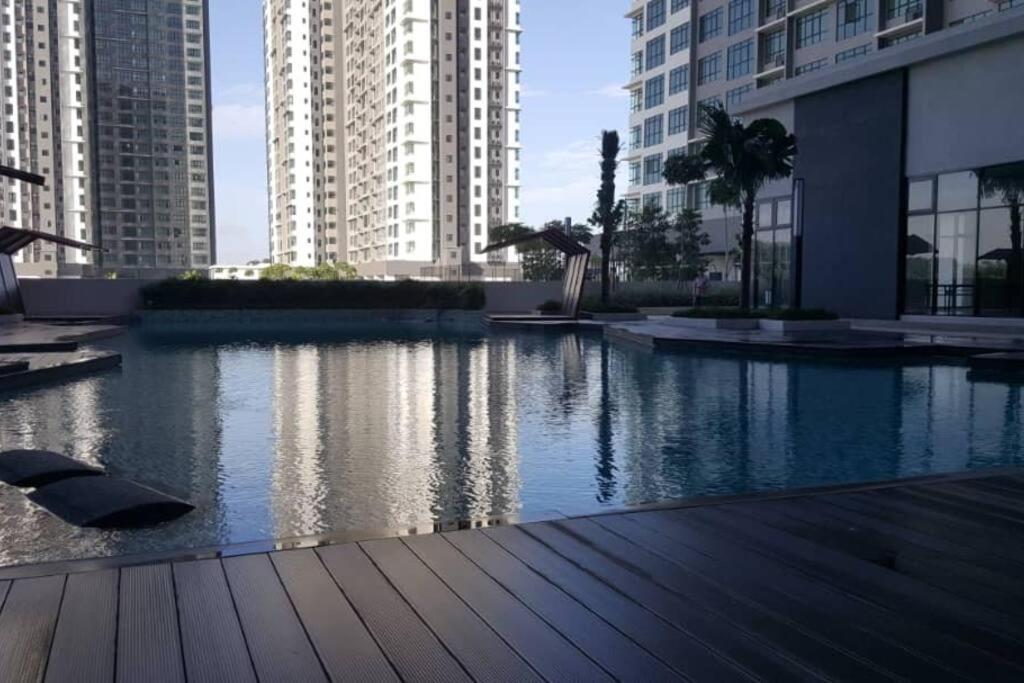 Conezion, Nice View, Beside Ioi City Mall, Opposite Hospital Serdang, Beside Uniteen And Upm, بوتراجايا المظهر الخارجي الصورة